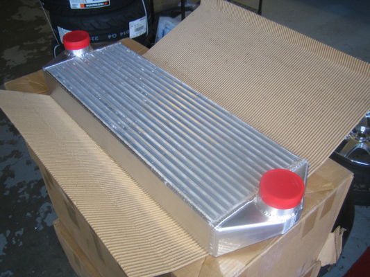 Cambiador de calor compacto del tubo aletado del vacío/refrigerador intermedio de aluminio para el coche