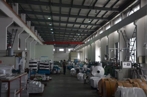 El soldar y argón del vacío que sueldan con autógena el solo cambiador de calor del compresor del tornillo